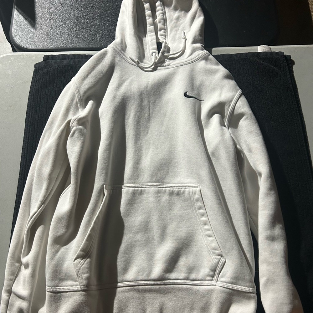 White Nike Men’s Sweater, Size Medium